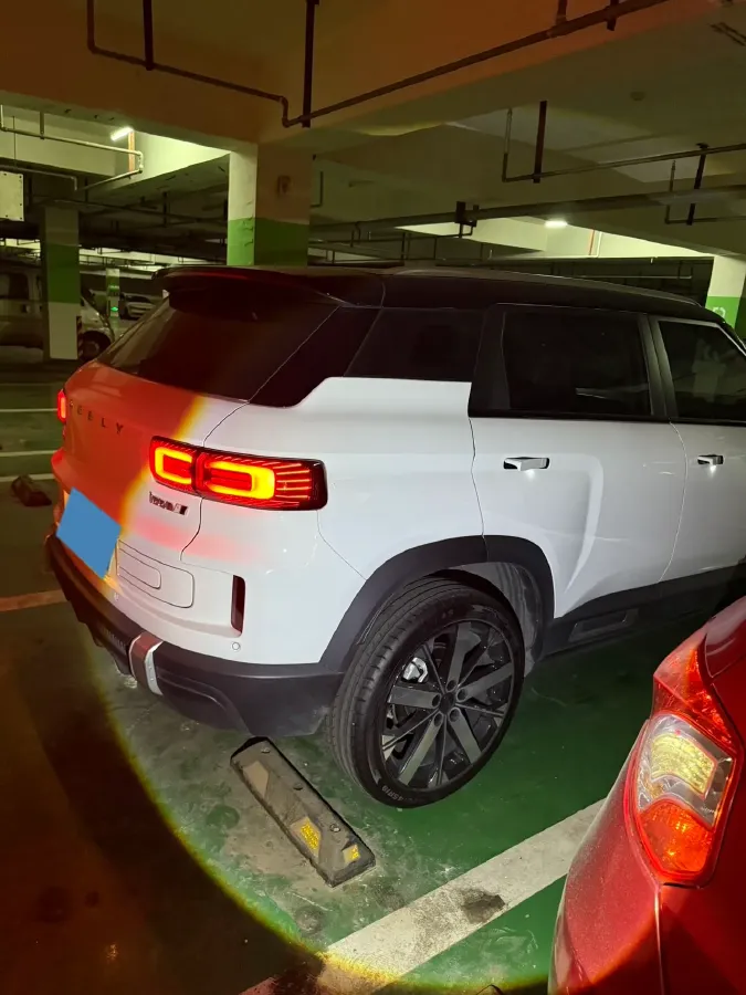 2023 Geely ICON 1.5T 181HP L4 7DCT,autocango,china used car exporter,china ev exporter,chinese used car exporter,chinese used ev exporter