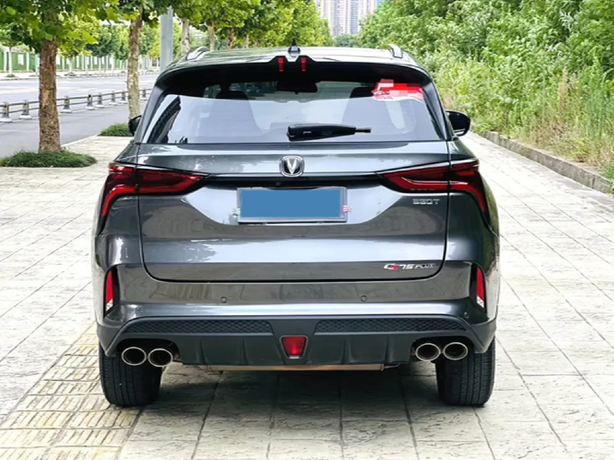 2022 ChangAn CS75 Plus 2.0T 233HP L4 8AT,autocango,china used car exporter,china ev exporter,chinese used car exporter,chinese used ev exporter