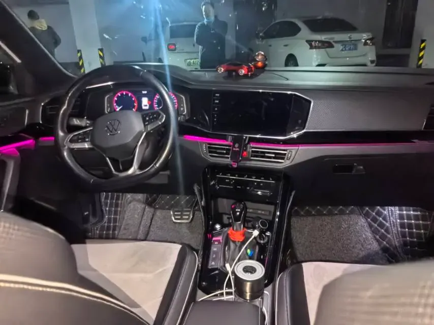 2020 Volkswagen Tayron X 2.0T 186HP L4 7DCT,autocango,china used car exporter,china ev exporter,chinese used car exporter,chinese used ev exporter