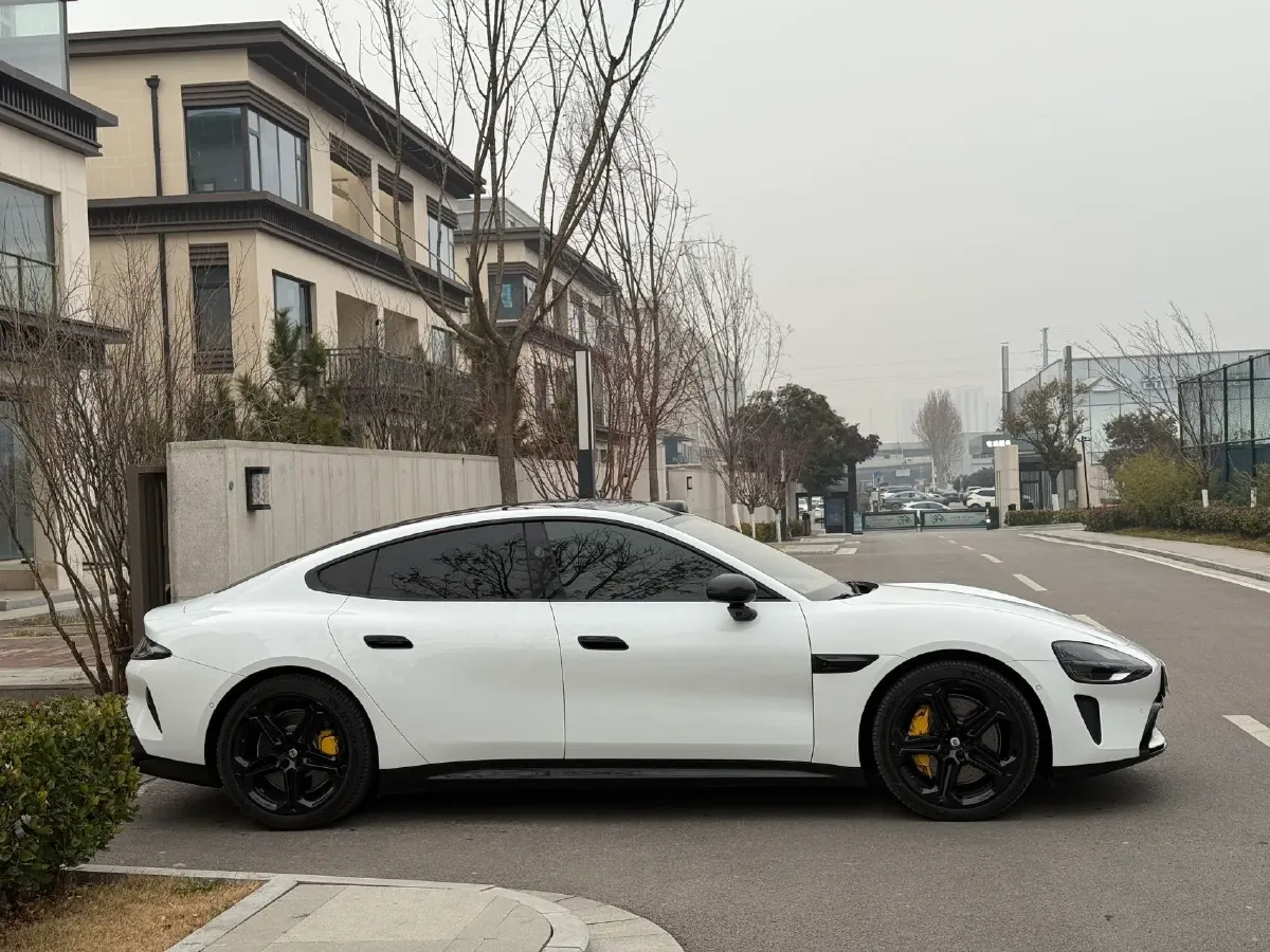 2024 MI SU7 BEV 101KWH,autocango,china used car exporter,china ev exporter,chinese used car exporter,chinese used ev exporter