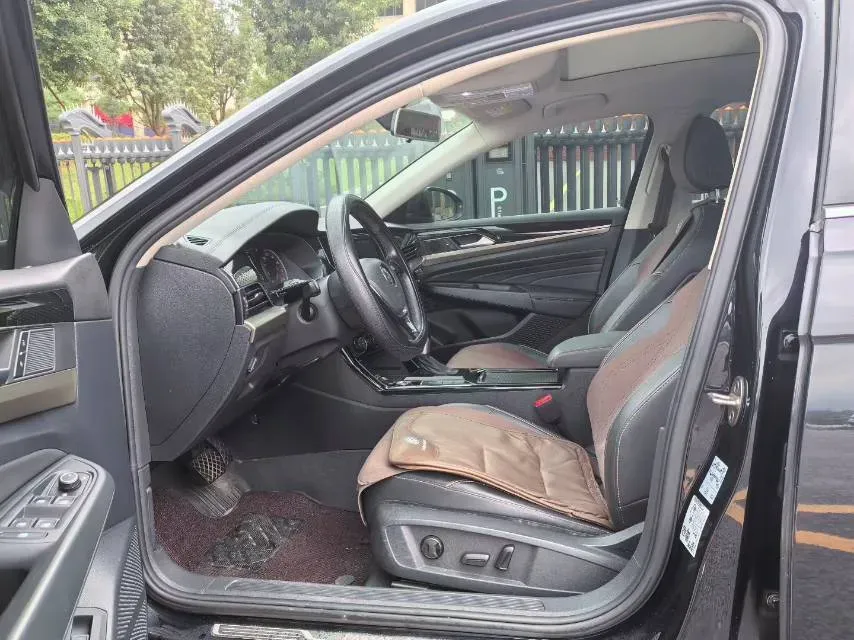 2019 Buick EnvisionPlus 2.0T 260HP L4 9AT,autocango,china used car exporter,china ev exporter,chinese used car exporter,chinese used ev exporter