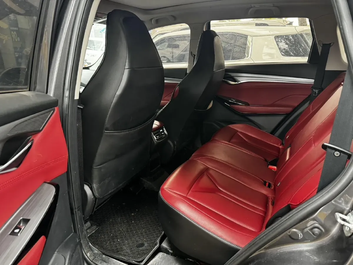 2022 ChangAn CS75 Plus 2.0T 233HP L4 8AT,autocango,china used car exporter,china ev exporter,chinese used car exporter,chinese used ev exporter