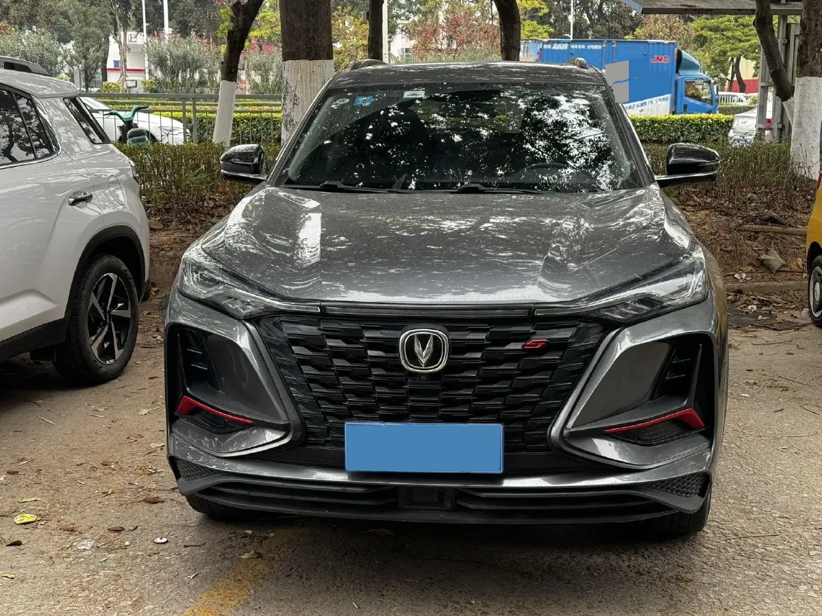 2022 ChangAn CS75 Plus 2.0T 233HP L4 8AT,autocango,china used car exporter,china ev exporter,chinese used car exporter,chinese used ev exporter