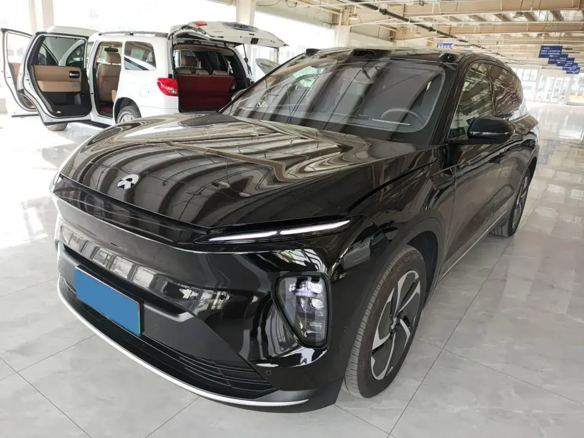 2024 NIO ES8 BEV 100KWH