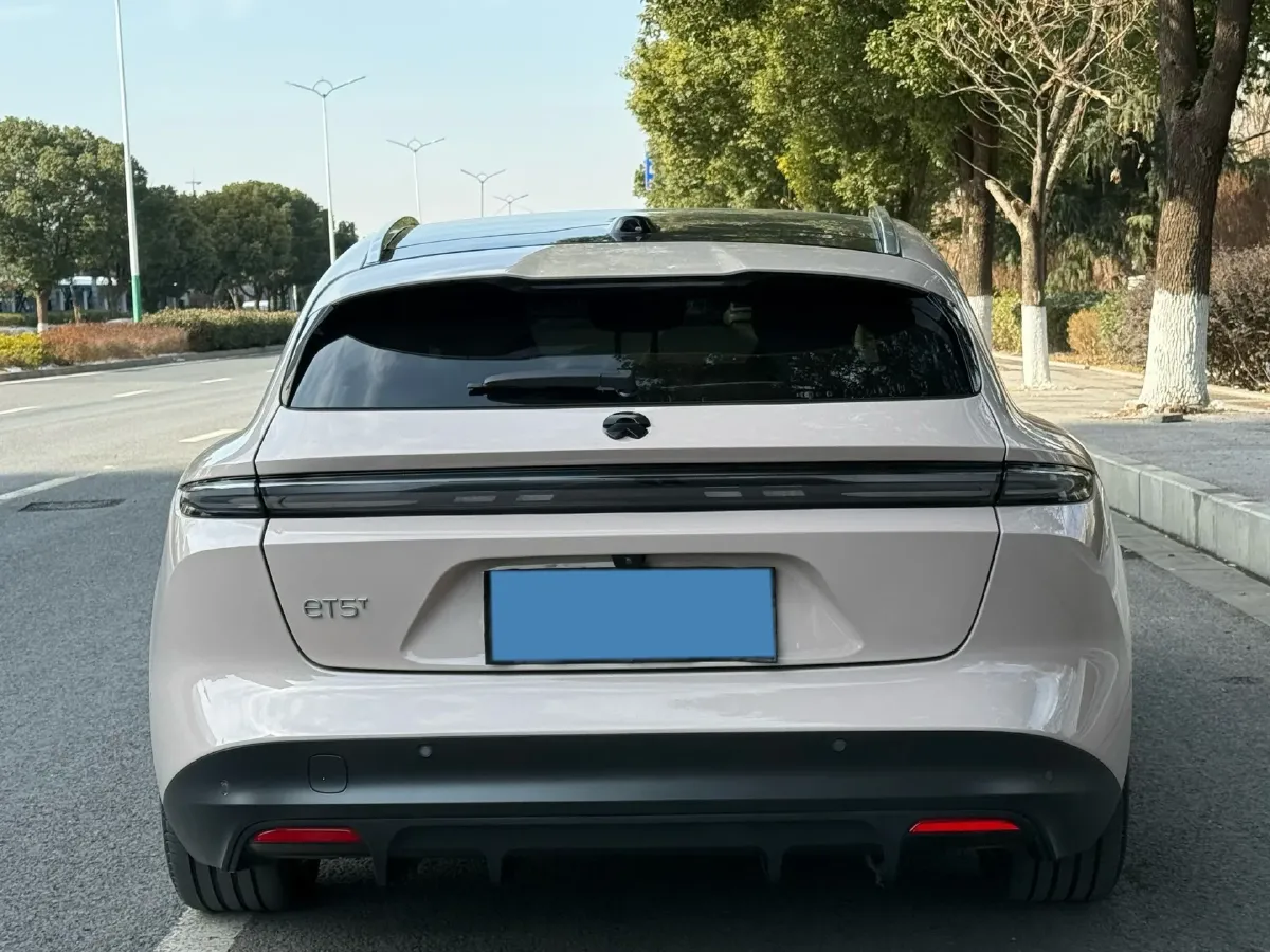 2024 NIO ET5T BEV 75KWH,autocango,china used car exporter,china ev exporter,chinese used car exporter,chinese used ev exporter