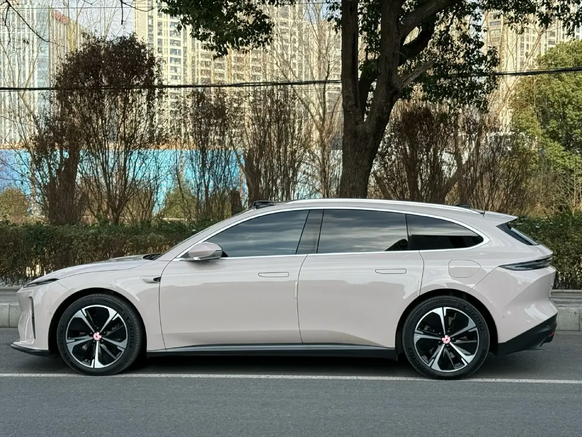 2024 NIO ET5T BEV 75KWH,autocango,china used car exporter,china ev exporter,chinese used car exporter,chinese used ev exporter