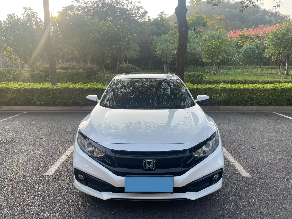 2019 Honda Civic 1.5T 177HP L4 CVT,autocango,china used car exporter,china ev exporter,chinese used car exporter,chinese used ev exporter