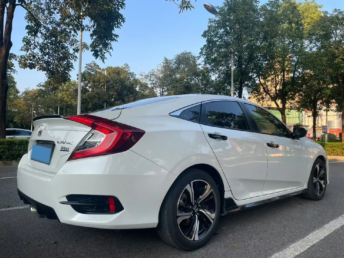 2019 Honda Civic 1.5T 177HP L4 CVT,autocango,china used car exporter,china ev exporter,chinese used car exporter,chinese used ev exporter