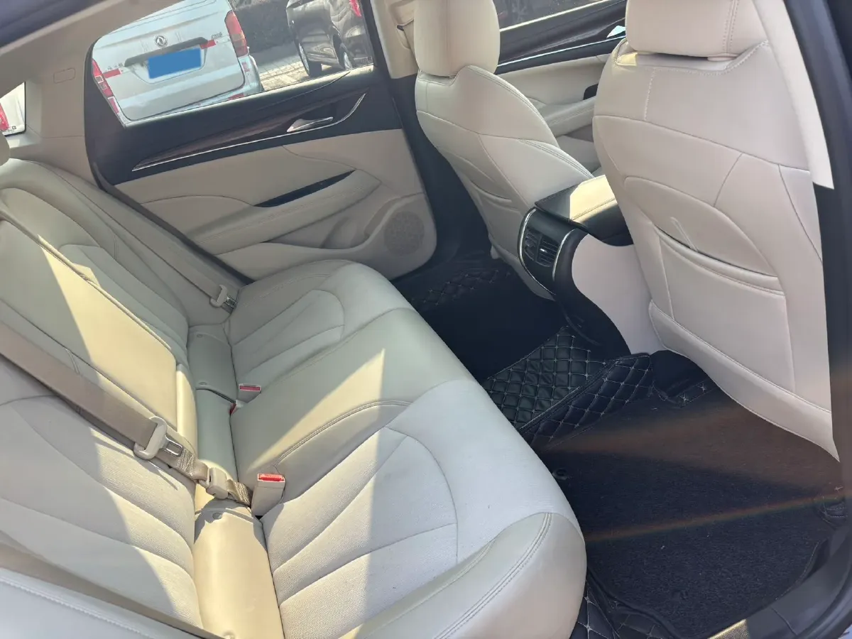 2019 Buick Larcosse 2.0T 241HP L4 9AT,autocango,china used car exporter,china ev exporter,chinese used car exporter,chinese used ev exporter