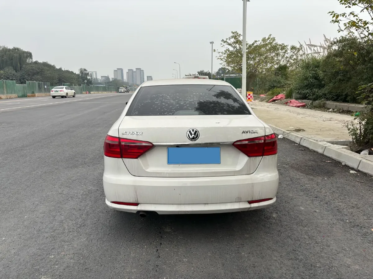 2018 Soueast DX7 1.5T 156HP L4 6MT,autocango,china used car exporter,china ev exporter,chinese used car exporter,chinese used ev exporter