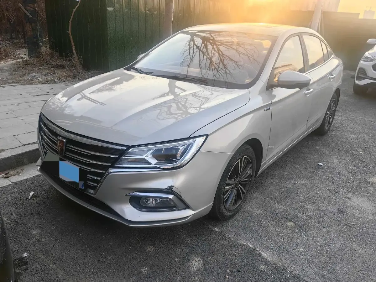 2019 Roewe i5 1.5L 120HP L4 CVT