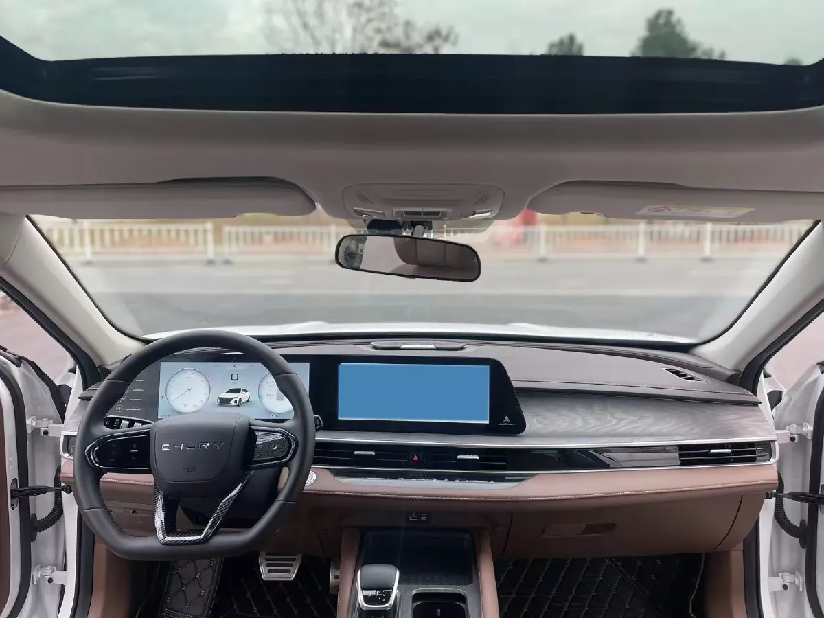 2023 Chery Arrizo 8 2.0T 254HP L4 7DCT,autocango,china used car exporter,china ev exporter,chinese used car exporter,chinese used ev exporter