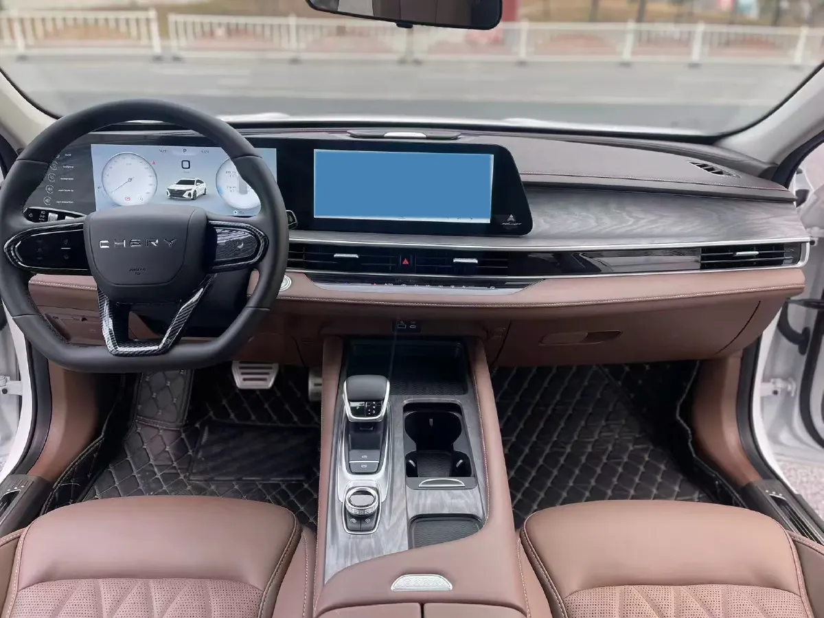 2023 Chery Arrizo 8 2.0T 254HP L4 7DCT,autocango,china used car exporter,china ev exporter,chinese used car exporter,chinese used ev exporter