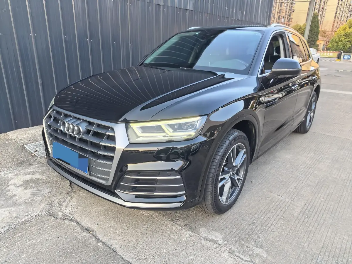 2020 Audi Q5L 2.0T 190HP L4 7DCT