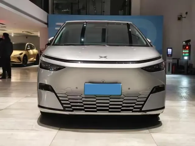 2024 Xpeng X9 BEV 84.5KWH,autocango,china used car exporter,china ev exporter,chinese used car exporter,chinese used ev exporter