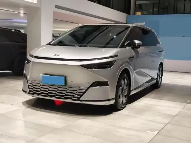 2024 Xpeng X9 BEV 84.5KWH,autocango,china used car exporter,china ev exporter,chinese used car exporter,chinese used ev exporter
