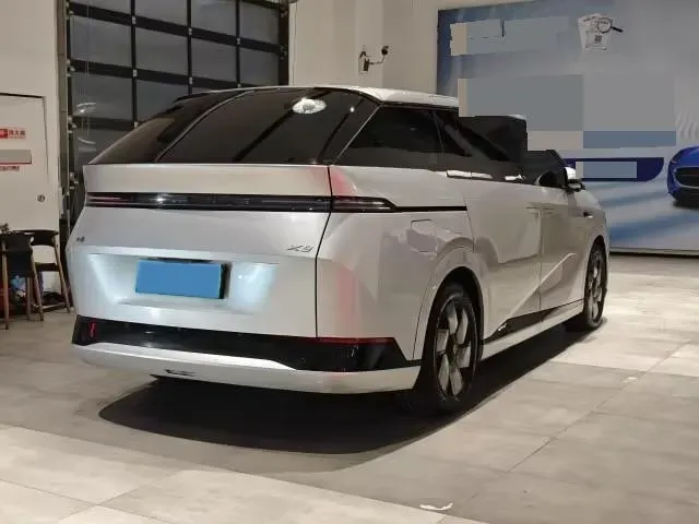 2024 Xpeng X9 BEV 84.5KWH,autocango,china used car exporter,china ev exporter,chinese used car exporter,chinese used ev exporter