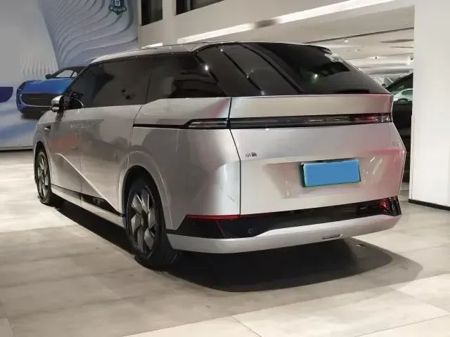 2024 Xpeng X9 BEV 84.5KWH,autocango,china used car exporter,china ev exporter,chinese used car exporter,chinese used ev exporter