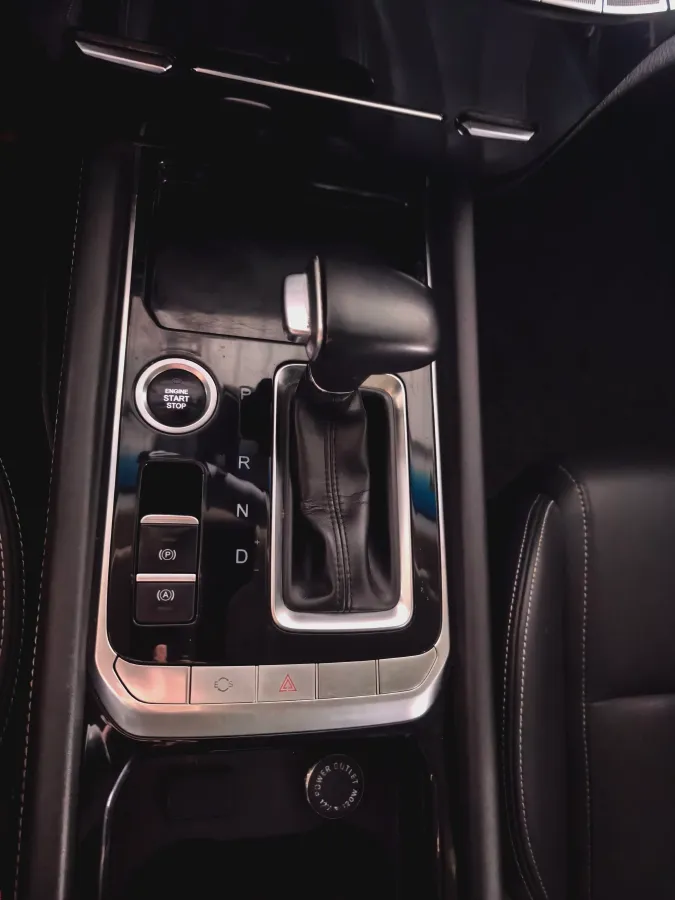 2019 Jetour X90 1.6T 197HP L4 7DCT,autocango,china used car exporter,china ev exporter,chinese used car exporter,chinese used ev exporter