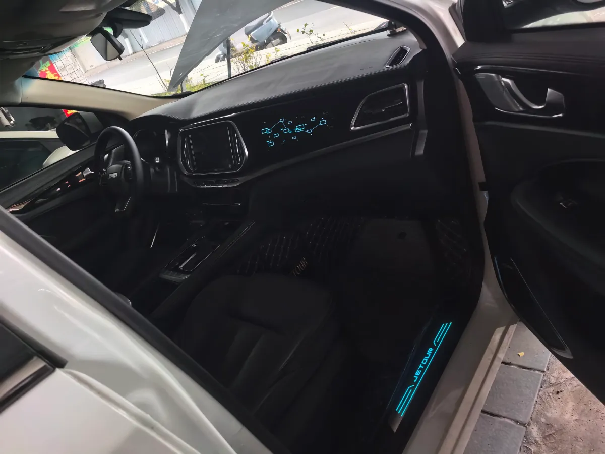 2019 Jetour X90 1.6T 197HP L4 7DCT,autocango,china used car exporter,china ev exporter,chinese used car exporter,chinese used ev exporter