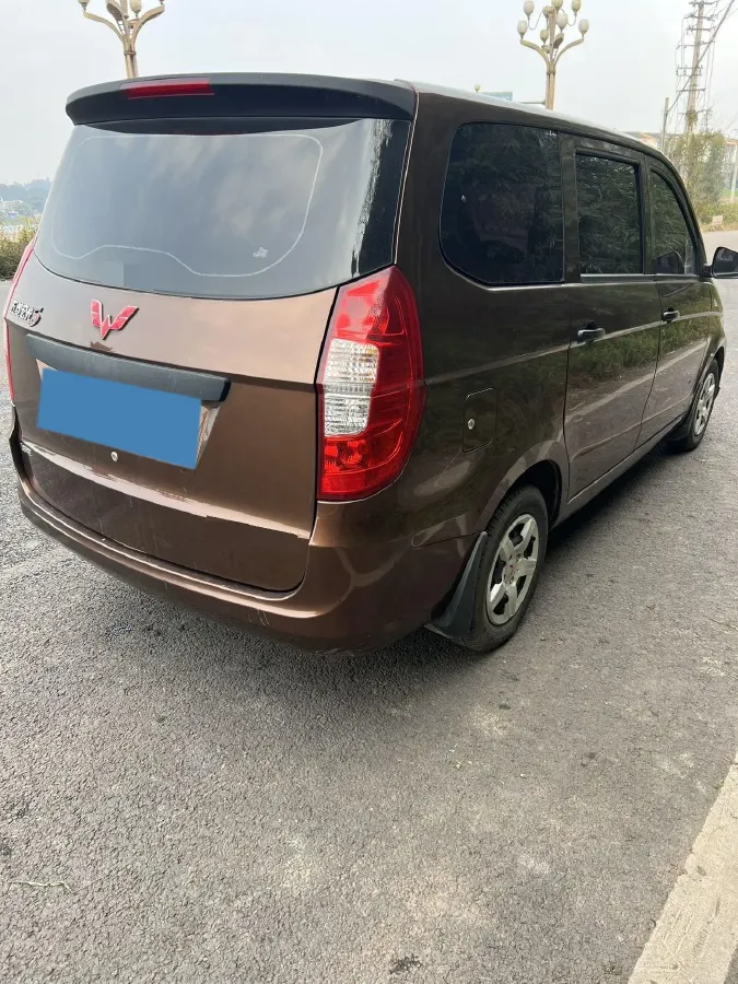 2018 WuLing HongGuang 1.5L 105HP L4 5MT,autocango,china used car exporter,china ev exporter,chinese used car exporter,chinese used ev exporter