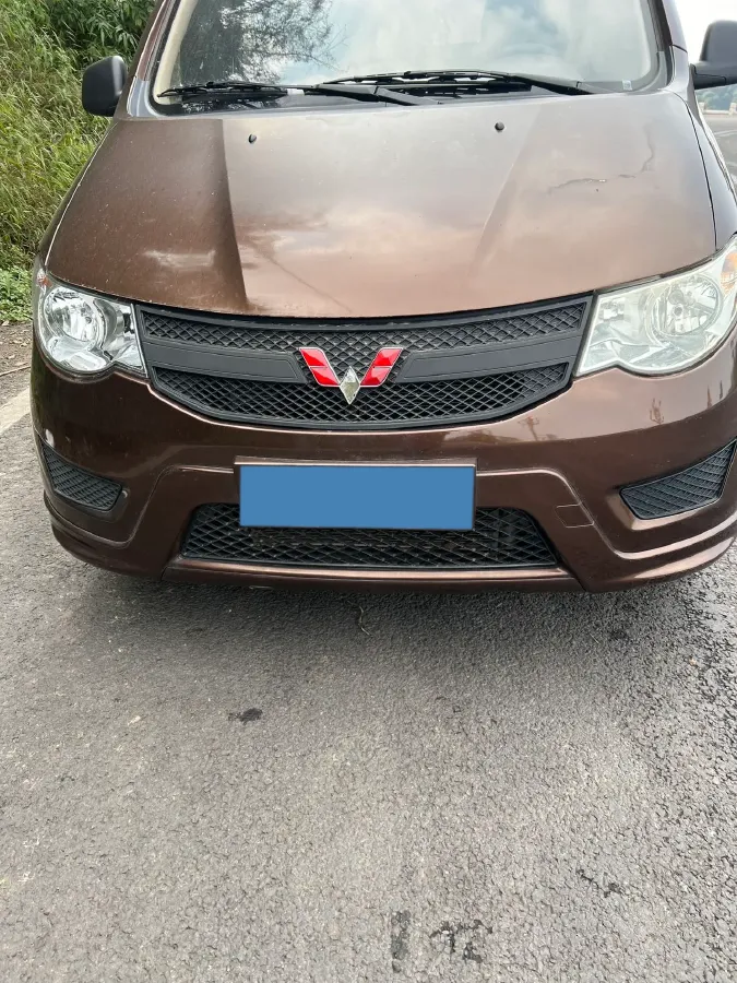 2018 WuLing HongGuang 1.5L 105HP L4 5MT,autocango,china used car exporter,china ev exporter,chinese used car exporter,chinese used ev exporter