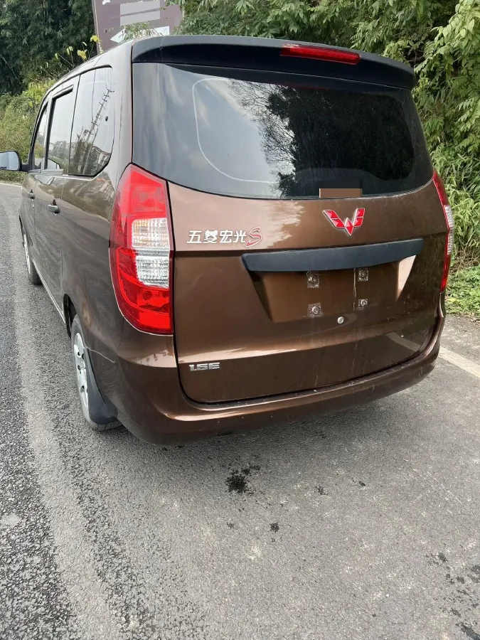 2018 WuLing HongGuang 1.5L 105HP L4 5MT,autocango,china used car exporter,china ev exporter,chinese used car exporter,chinese used ev exporter