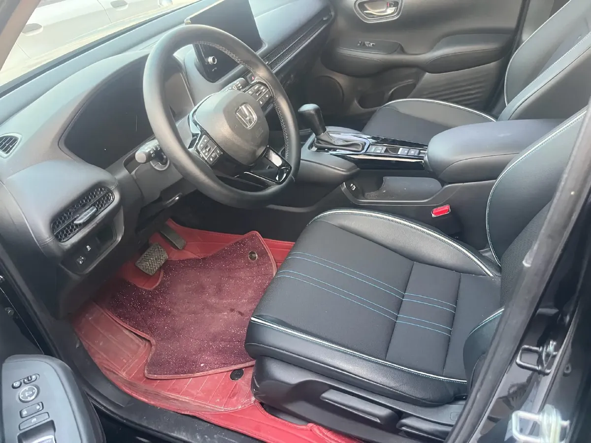 2023 Honda HR-V 1.5T 182HP L4 CVT,autocango,china used car exporter,china ev exporter,chinese used car exporter,chinese used ev exporter