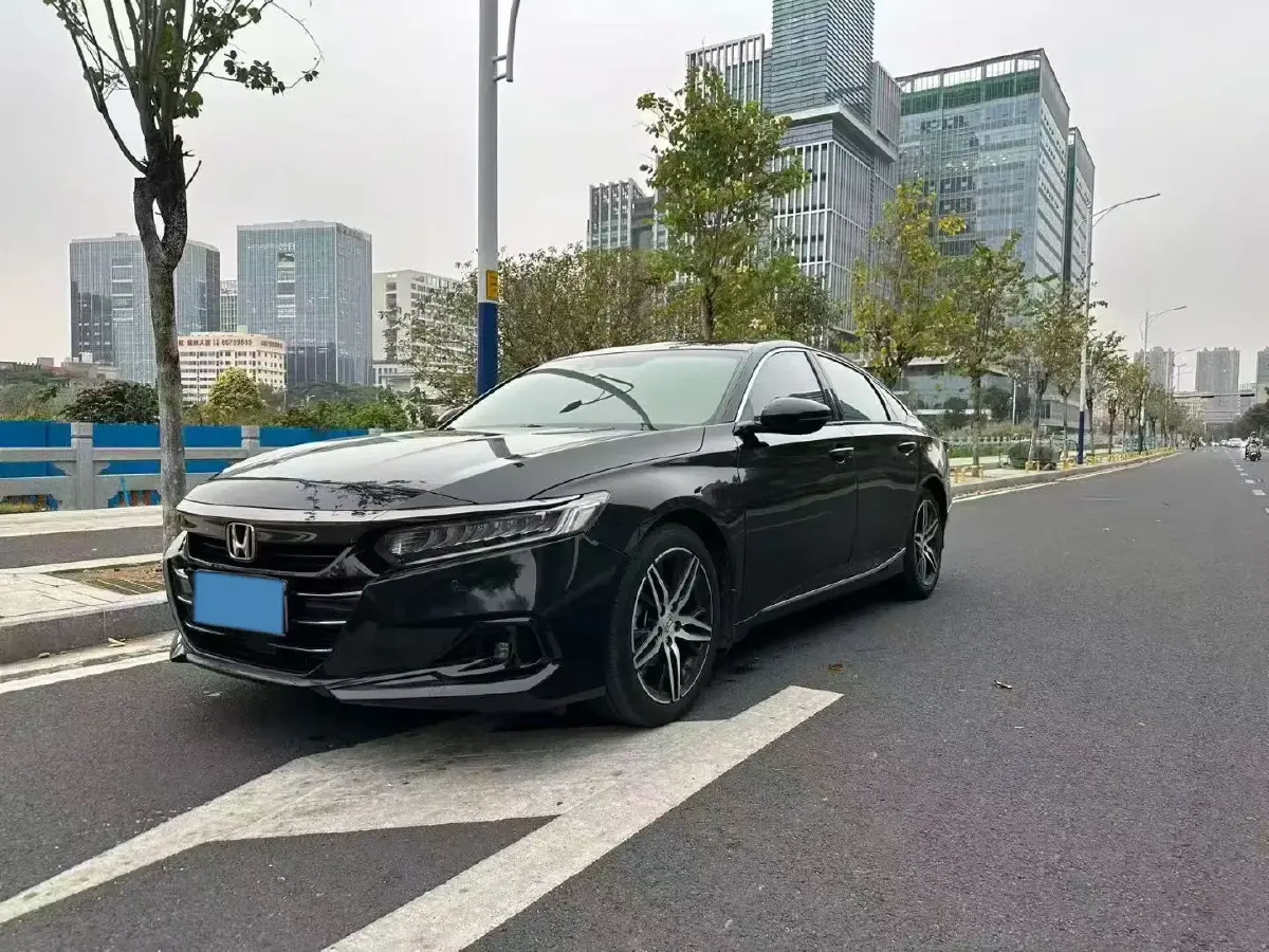 2022 Honda Accord 1.5T 194HP L4 CVT
