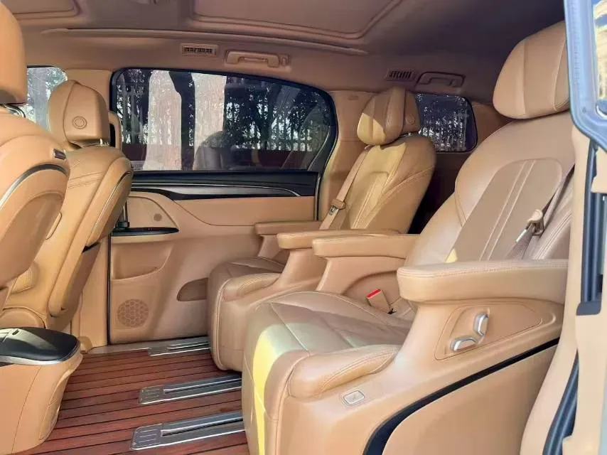 2020 Buick GL8 2.0T 237HP L4 9AT,autocango,china used car exporter,china ev exporter,chinese used car exporter,chinese used ev exporter