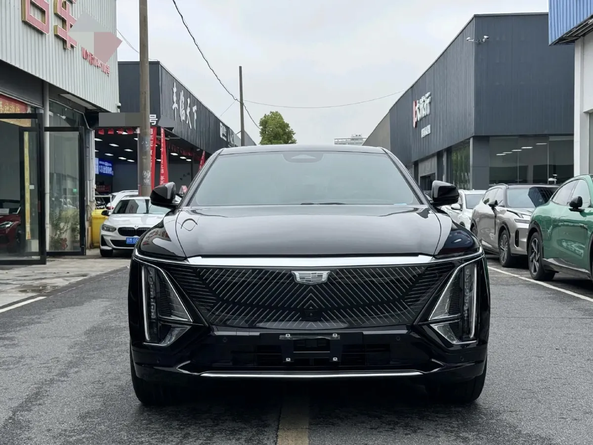 2024 Cadillac IQ Lyriq BEV 68.4KWH,autocango,china used car exporter,china ev exporter,chinese used car exporter,chinese used ev exporter