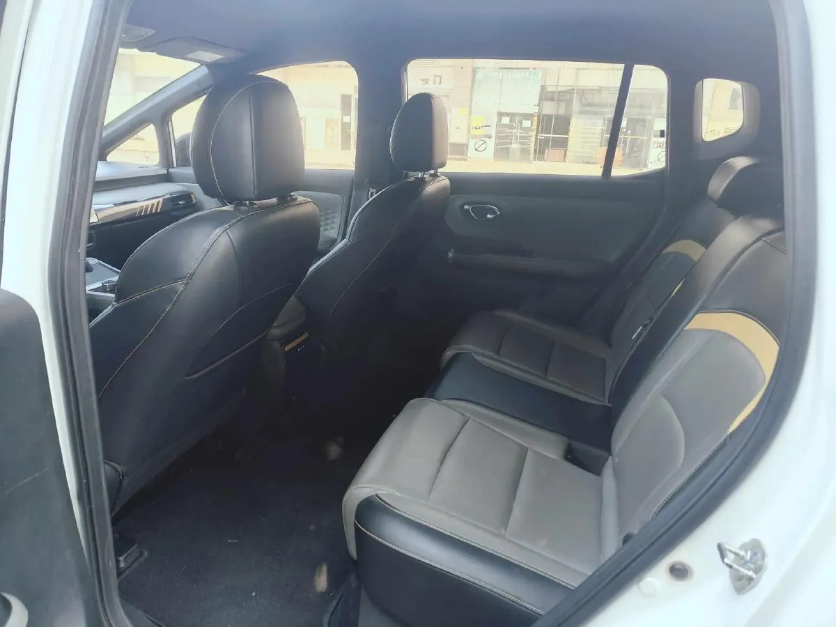 2022 Geely Okavango 1.8T 184HP L4 7DCT,autocango,china used car exporter,china ev exporter,chinese used car exporter,chinese used ev exporter