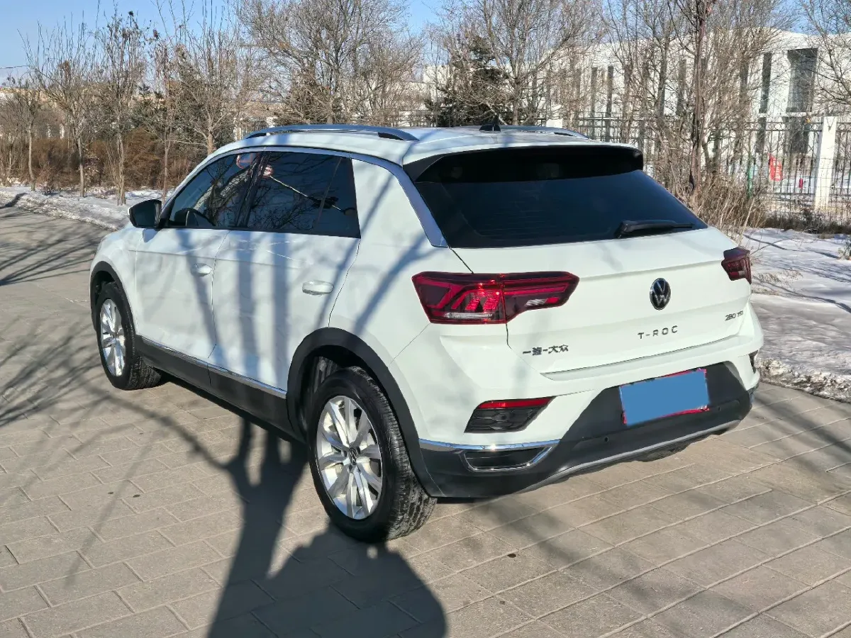 2022 Volkswagen T-Roc 1.4T 150HP L4 7DCT,autocango,china used car exporter,china ev exporter,chinese used car exporter,chinese used ev exporter