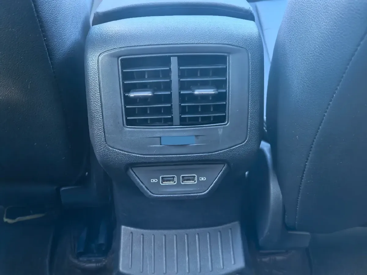 2022 Volkswagen T-Roc 1.4T 150HP L4 7DCT,autocango,china used car exporter,china ev exporter,chinese used car exporter,chinese used ev exporter