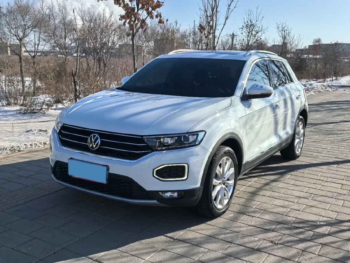 2022 Volkswagen T-Roc 1.4T 150HP L4 7DCT,autocango,china used car exporter,china ev exporter,chinese used car exporter,chinese used ev exporter