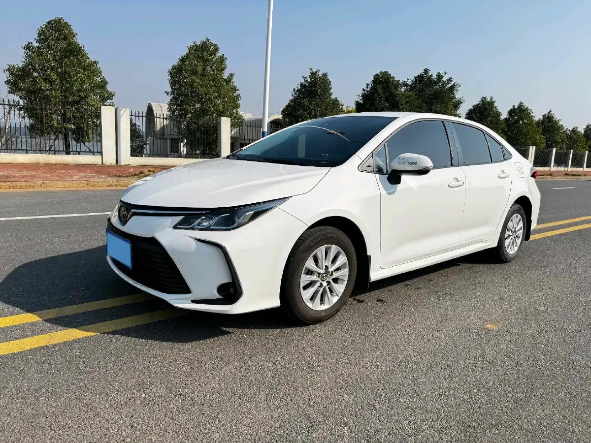 2021 Toyota Corolla 1.2T 116HP L4 CVT