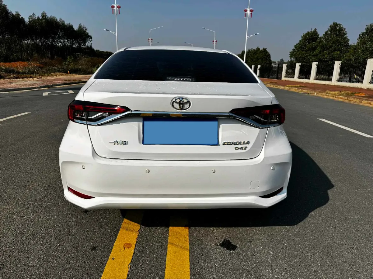 2021 Toyota Corolla 1.2T 116HP L4 CVT,autocango,china used car exporter,china ev exporter,chinese used car exporter,chinese used ev exporter