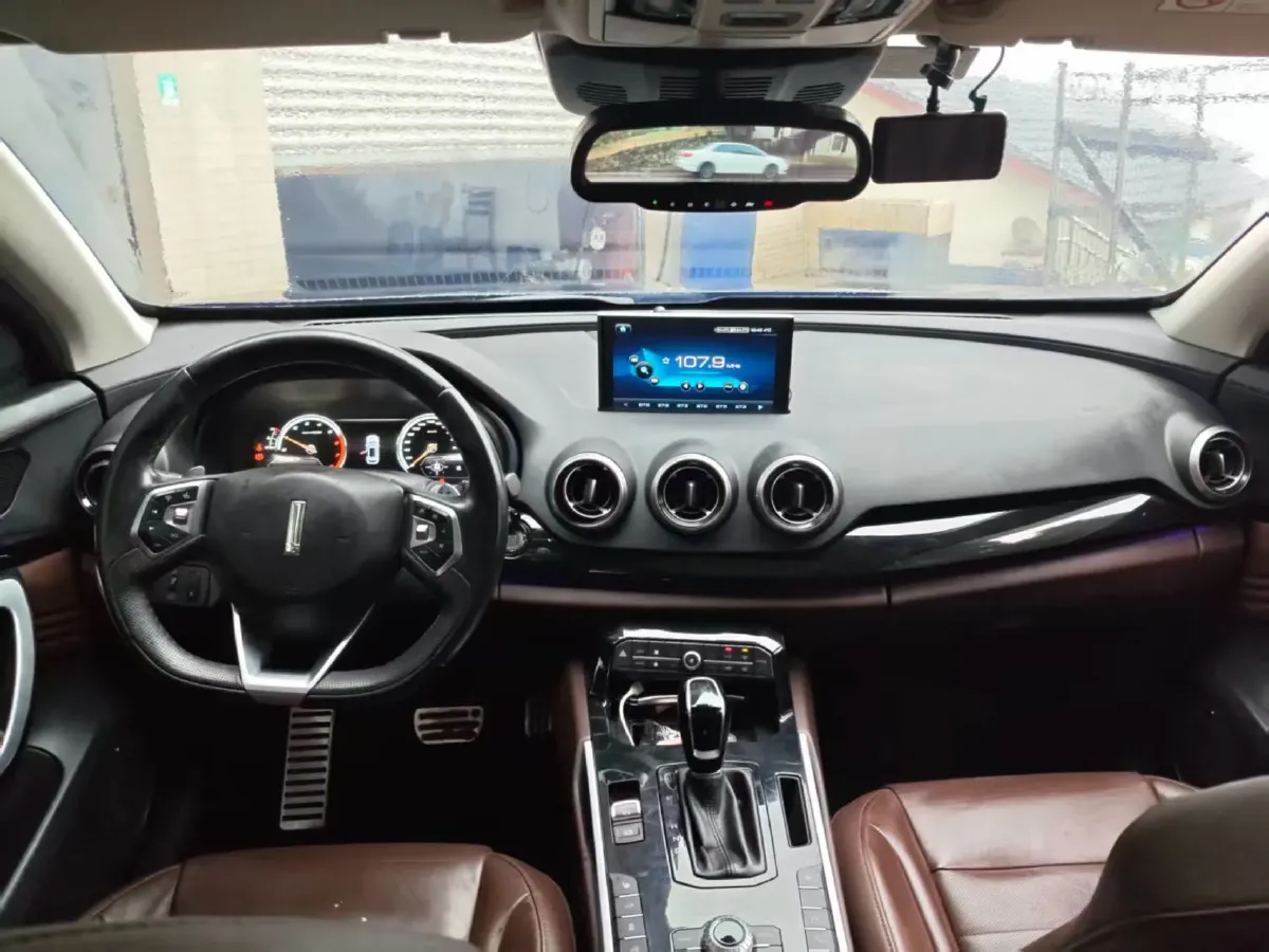 2017 WEY VV7 2.0T 234HP L4 7DCT,autocango,china used car exporter,china ev exporter,chinese used car exporter,chinese used ev exporter