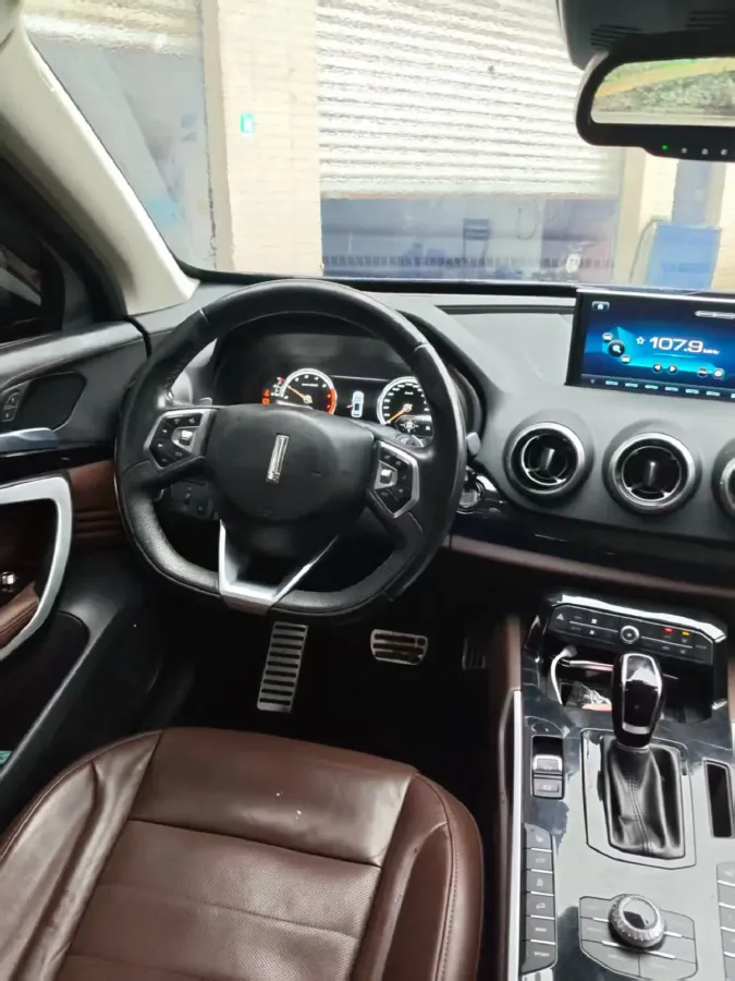 2017 WEY VV7 2.0T 234HP L4 7DCT,autocango,china used car exporter,china ev exporter,chinese used car exporter,chinese used ev exporter