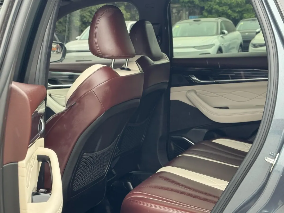 2021 Geely Monjaro 2.0T 218HP L4 7DCT,autocango,china used car exporter,china ev exporter,chinese used car exporter,chinese used ev exporter