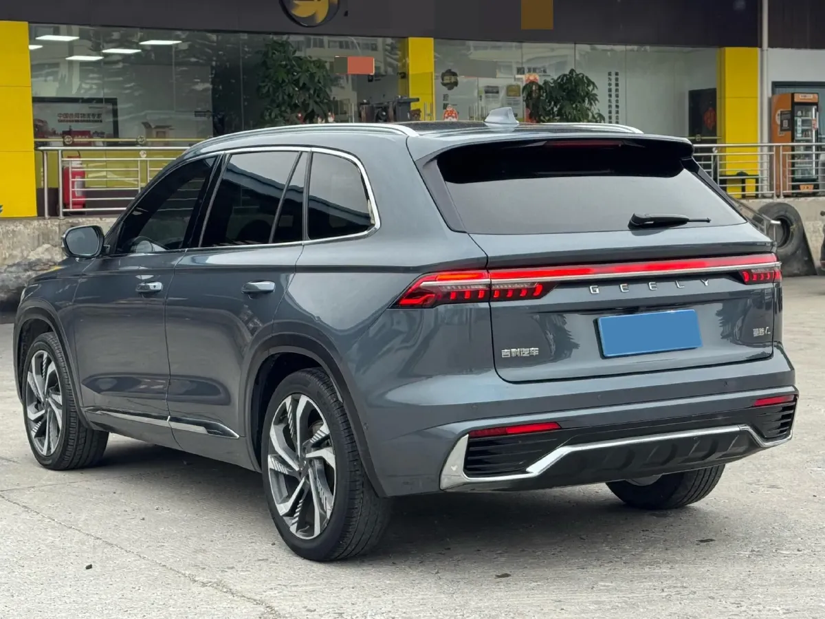 2021 Geely Monjaro 2.0T 218HP L4 7DCT,autocango,china used car exporter,china ev exporter,chinese used car exporter,chinese used ev exporter