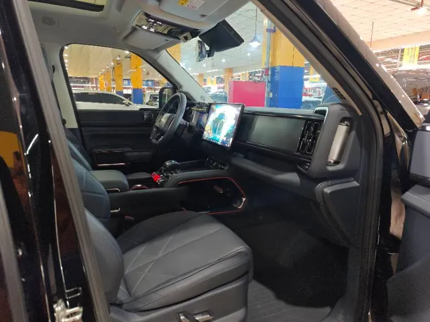 2023 FangChengBao Bao 5 1.5T 194HP L4 E-CVT PHEV 31.8KWH,autocango,china used car exporter,china ev exporter,chinese used car exporter,chinese used ev exporter