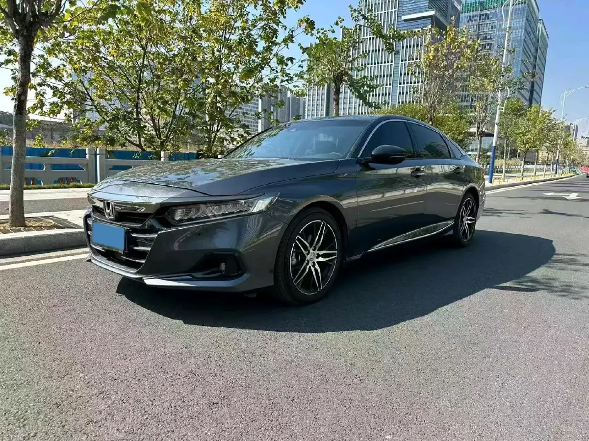 2022 Honda Accord 1.5T 194HP L4 CVT