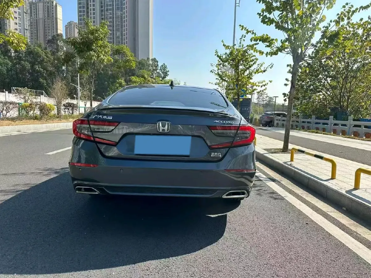 2022 Honda Accord 1.5T 194HP L4 CVT,autocango,china used car exporter,china ev exporter,chinese used car exporter,chinese used ev exporter