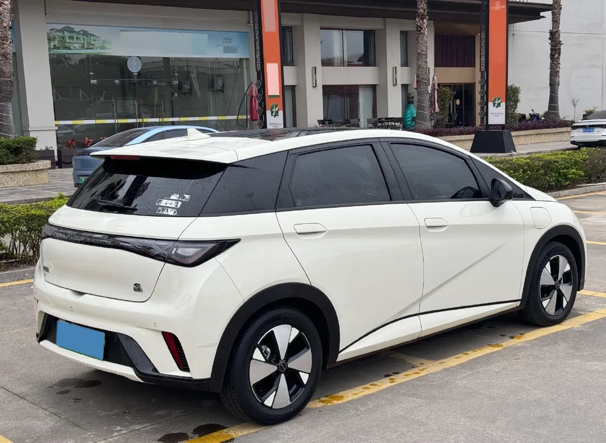 2023 BYD Dolphin BEV 44.928KWH,autocango,china used car exporter,china ev exporter,chinese used car exporter,chinese used ev exporter