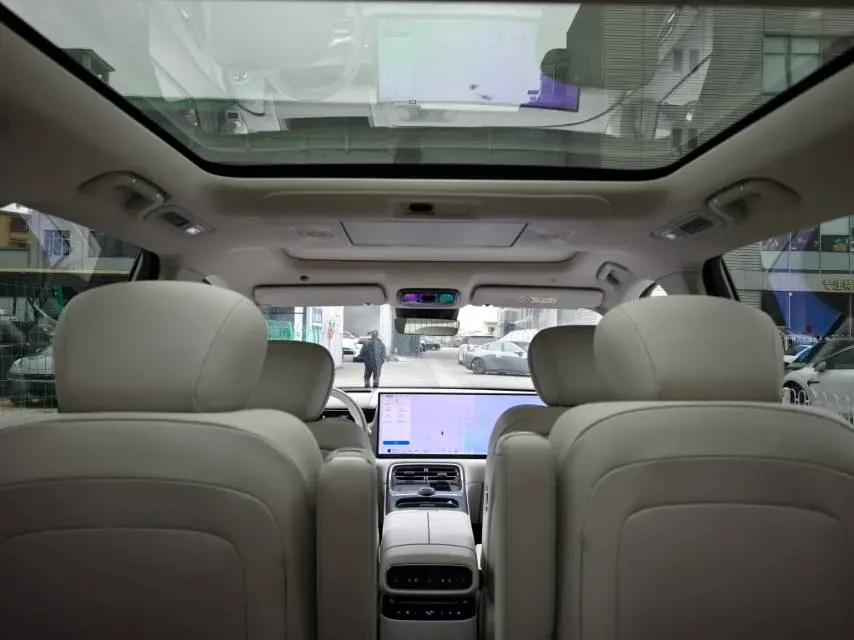 2025 Volkswagen Tiguan L 2.0T 220HP L4 7DCT,autocango,china used car exporter,china ev exporter,chinese used car exporter,chinese used ev exporter