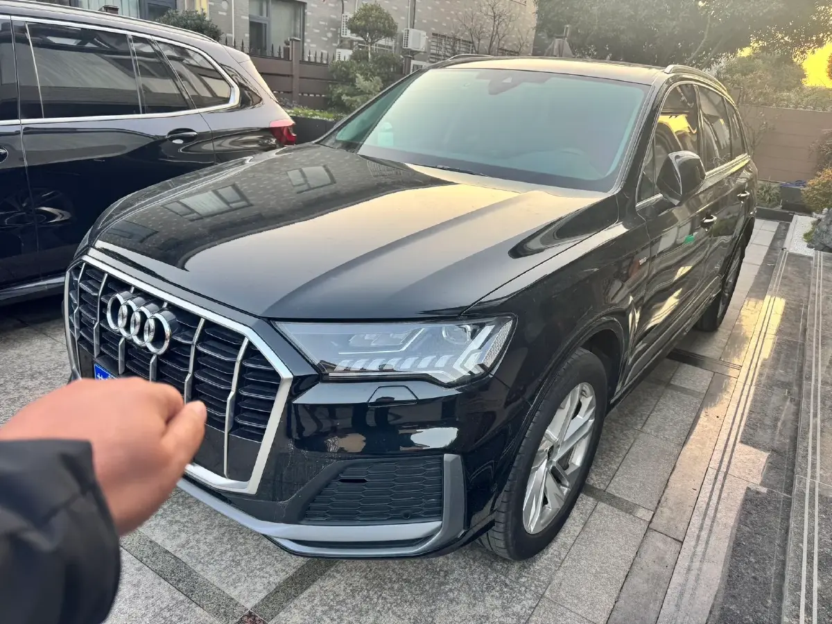 2023 Audi Q7 2.0T 265HP L4 8AT