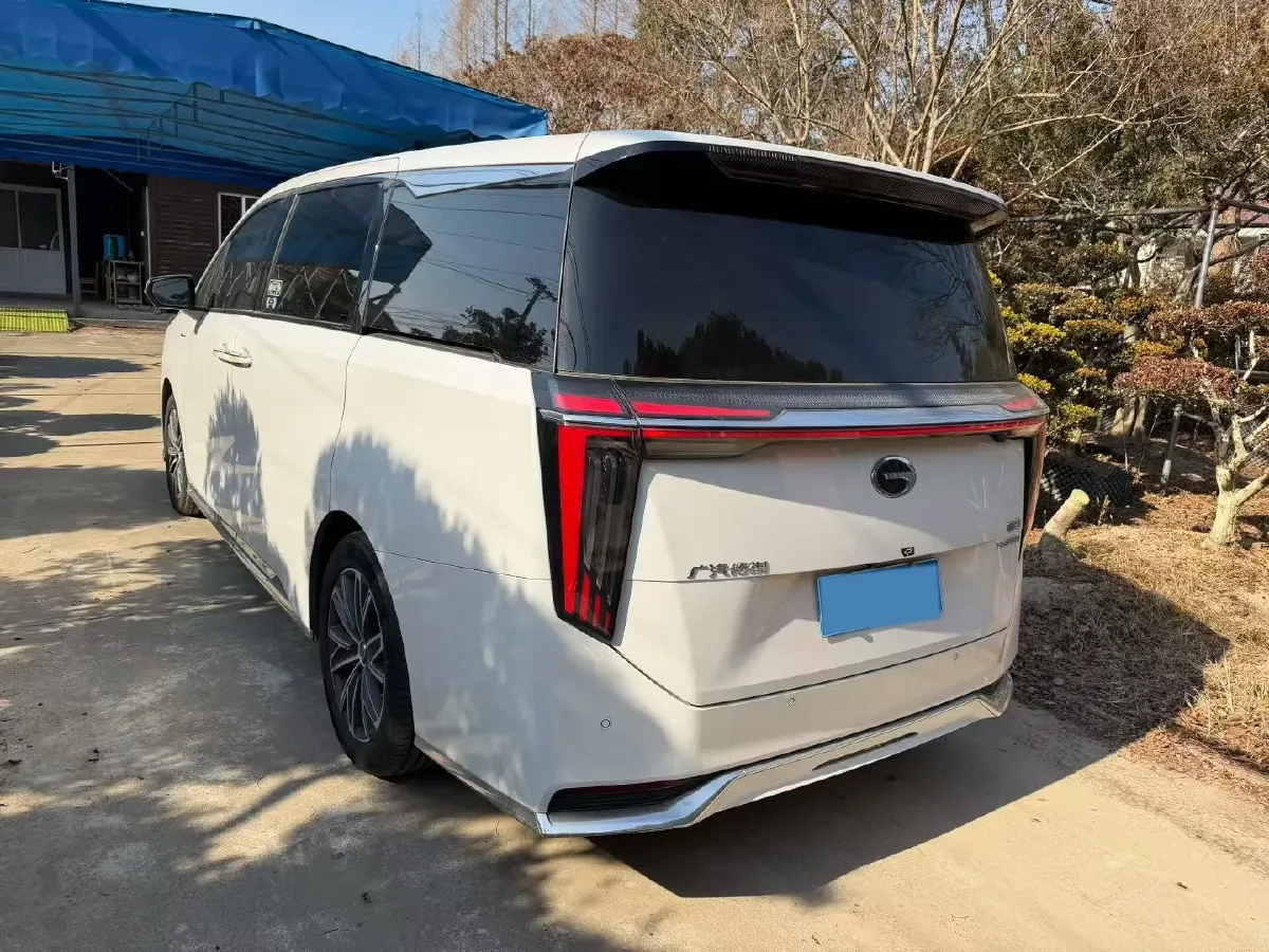 2024 GAC Trumpchi M8 2.0T 190HP L4 2DHT Hybrid,autocango,china used car exporter,china ev exporter,chinese used car exporter,chinese used ev exporter