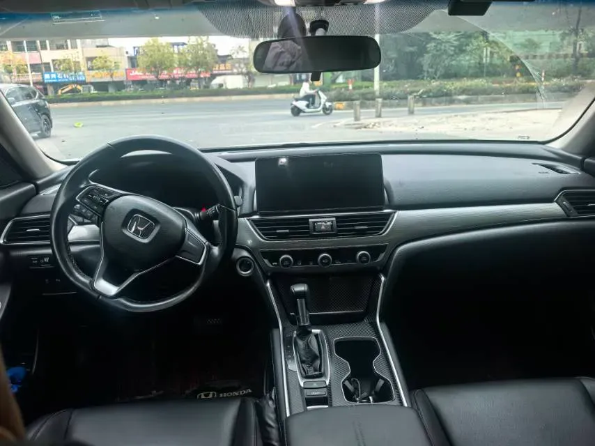 2022 Honda Accord 1.5T 194HP L4 CVT,autocango,china used car exporter,china ev exporter,chinese used car exporter,chinese used ev exporter