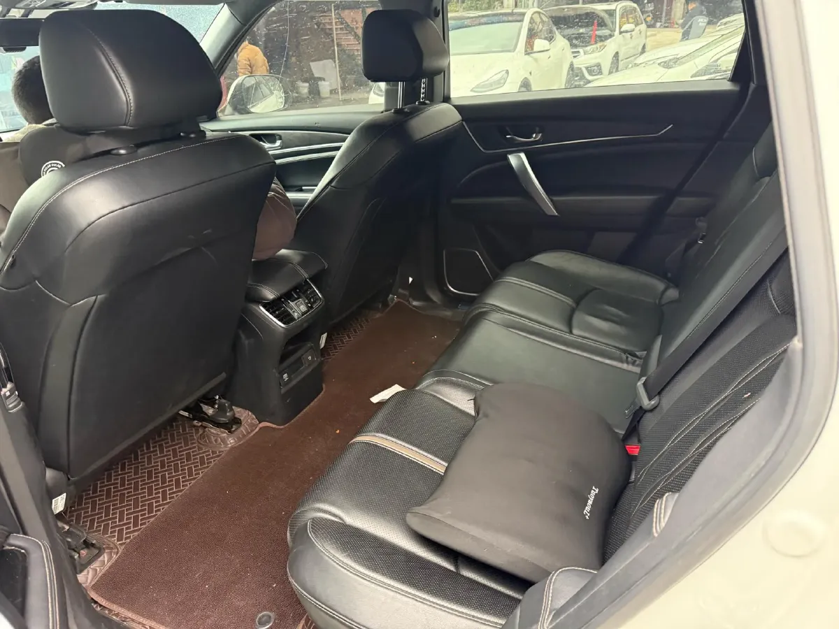 2020 Honda UR-V 1.5T 193HP L4 CVT,autocango,china used car exporter,china ev exporter,chinese used car exporter,chinese used ev exporter